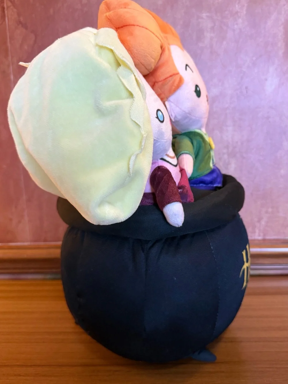 Disney Hocus Pocus Sanderson Sisters Cauldron Plush Greeter Large 17